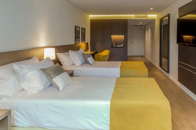 Standard, Triple, Street View، Dazzler by Wyndham La Plata 1/4