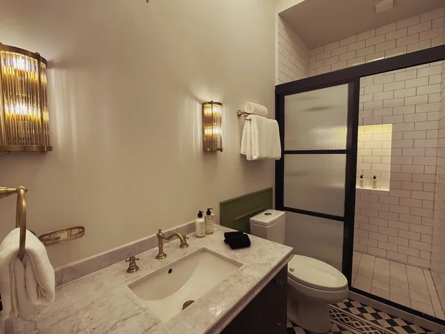 Deluxe, Suite, King Bed, Roma Nueve Dos 10/10