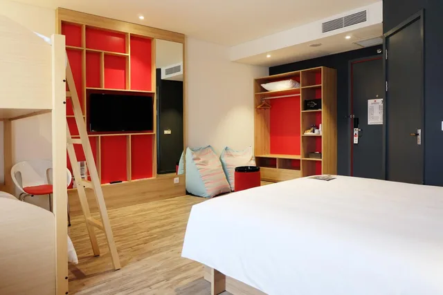 غرفة عائلية، Ibis Saigon Airport 6/8