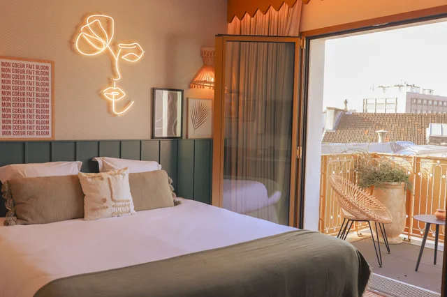 Superior, Montmartre View, Balcony، Bloom House Hotel & Spa Paris 2/2