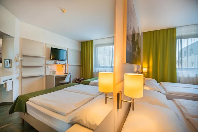 غرفة عائلية بسرير مزدوج، Life Hotel 2/10