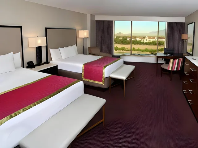 غرفة بسريرين كوين بإطلالة، Suncoast Hotel And Casino 1/1