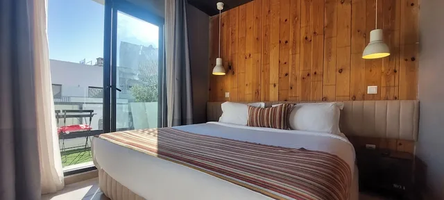 جناح تنفيذي بسرير كينج مع أريكة، Suite Loc 5/8