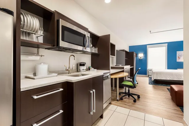 Studio, Suite, King Bed, Home2 Suites by Hilton New York Long Island City/ Manhattan View 3/3