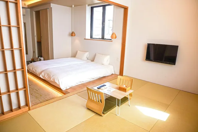 غرفة سوبيريور بسريرين منفصلين وفرشتي فوتون بحوض استحمام، Hotel Imagine Kyoto 3/10