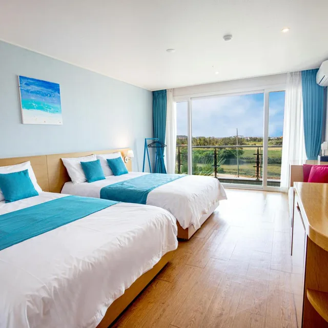 غرفة سوبيريور بسريرين منفصلين بإطلالة على الحديقة، The Four Graces Resort 4/7