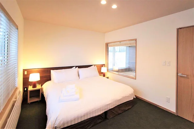 3 Bedrooms, Lodge, 2 Futon Beds, 3 King Beds, Mountain View, Tatami، Miru Niseko 3/8