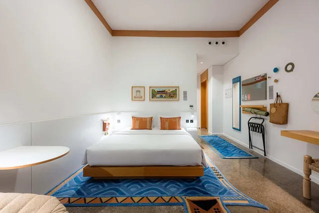Room, King Bed, Terrace, Shada Hotel Dubai 6/10
