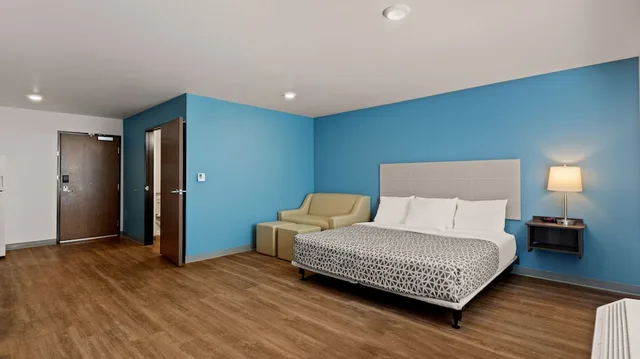 جناح بسرير كينج، WoodSpring Suites Greeley 1/3