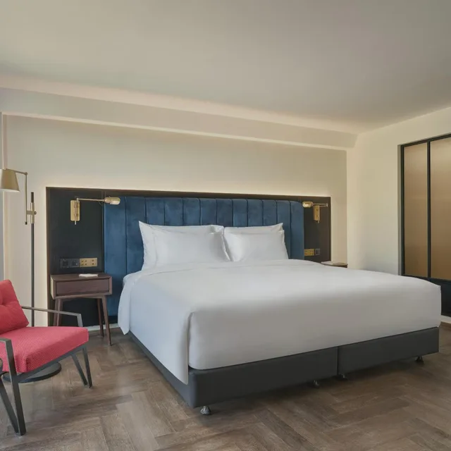 غرفة بسرير كينج، Public House Hotel 1/4