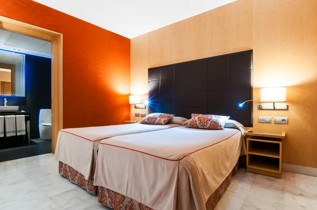 Room, Double or Twin Bed, with Extra Bed, Medinaceli Hotel 3/10