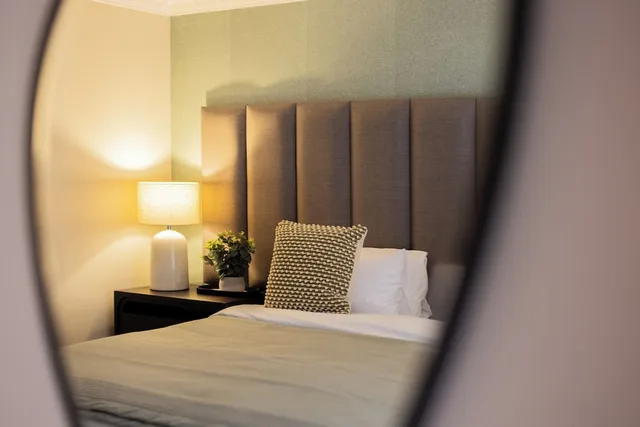 شقة سيغنتشر بسريرين منفصلين بغرفة نوم واحدة، Mayfair House 7/10