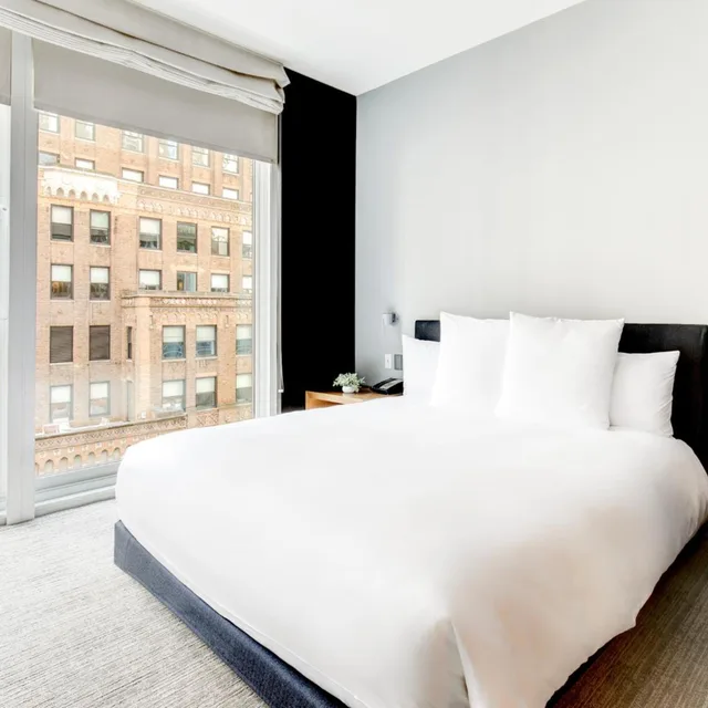 جناح بشرفة بغرفة نوم واحدة، Andaz 5th Avenue 1/3