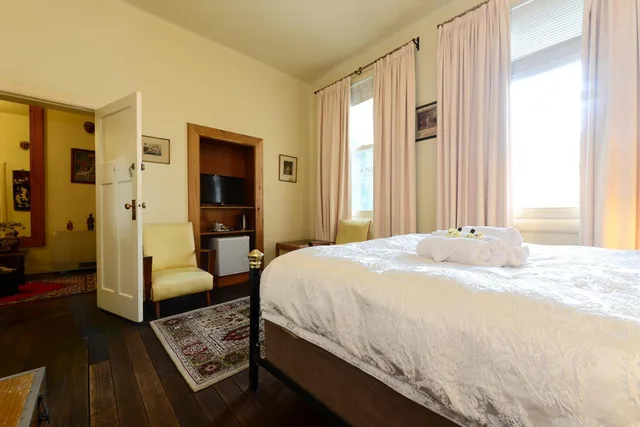 جناح بسرير كوين، Edinburgh Gallery Bed Breakfast 1/3