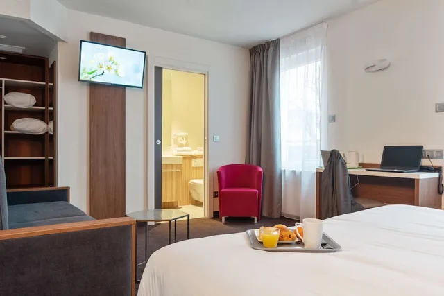 Superior, Double Bed, Campanile Epinal Centre - Gare 4/10