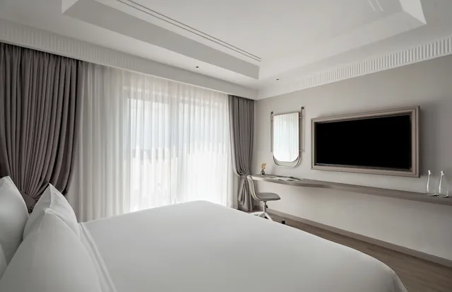 غرفة ديلوكس بسرير كينج، La Siesta Premium Saigon Central 3/5