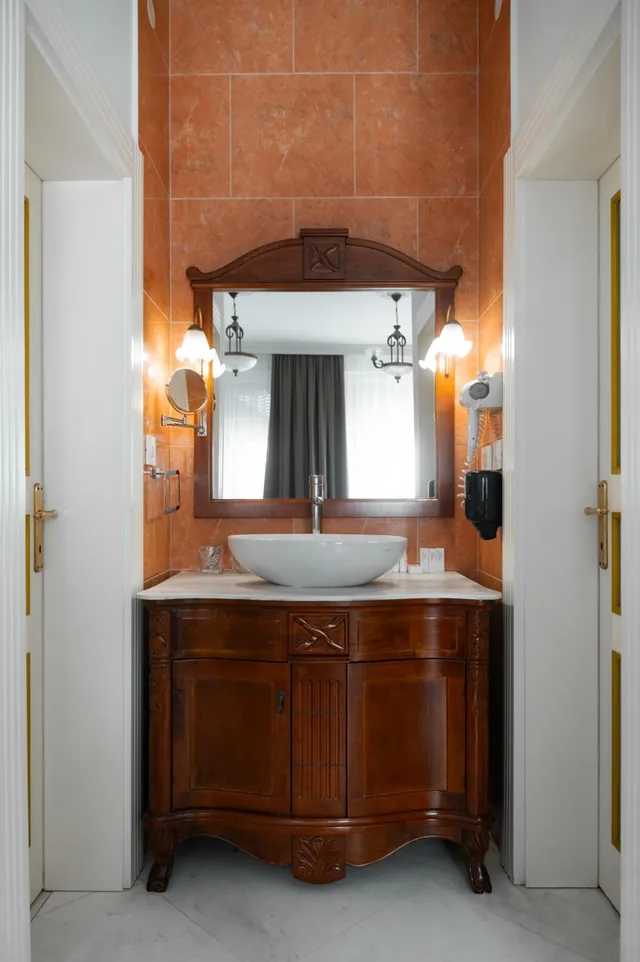 Superior, Double Bed, Jardin Hotel Belgrade 5/5