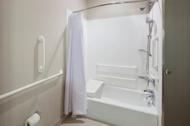 غرفة، Courtyard by Marriott Houston North/Shenandoah 4/4