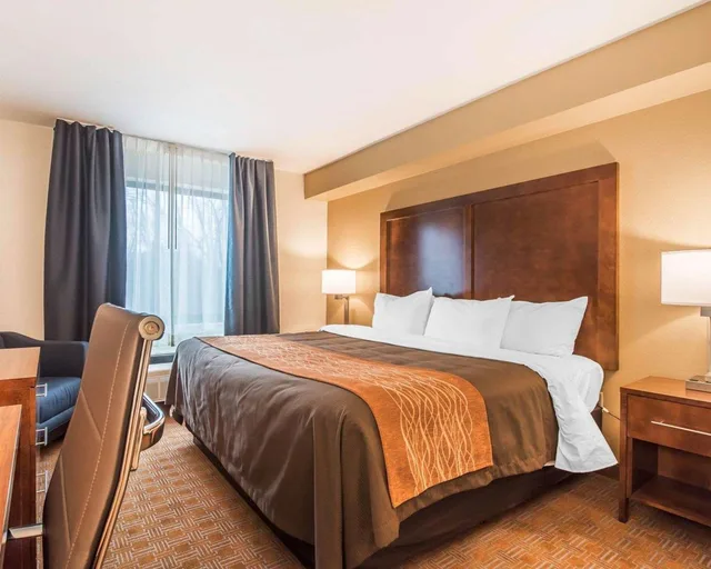 غرفة بسرير كينج، Comfort Inn & Suites Brattleboro I-91 1/2