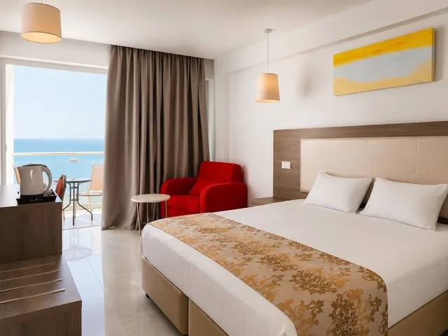 غرفة قياسية بسرير مزدوج بإطلالة على البحر، Corfu 2/9