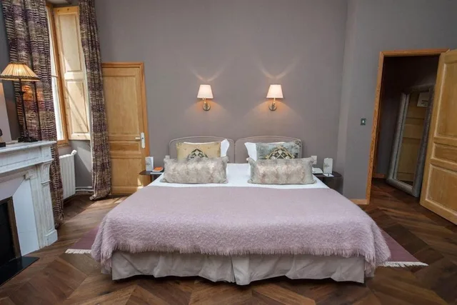 Luxury, Double Bed, Chateau Des Alpilles 1/9