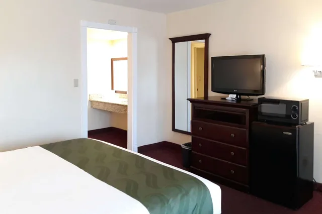 غرفة قياسية بسرير كينج، Quality Inn And Suites el Cajon San Diego East 3/4