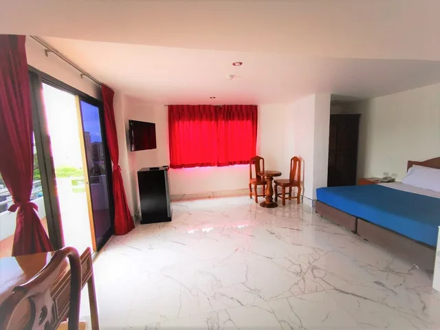 غرفة غراند بسرير كينج، Highfive Hotel 2/4