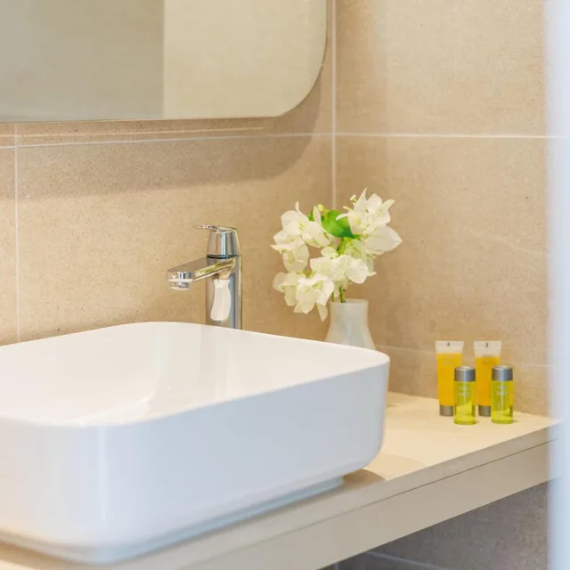 غرفة بسرير مزدوج أو سريرين منفصلين، Nissi Park Hotel 7/9