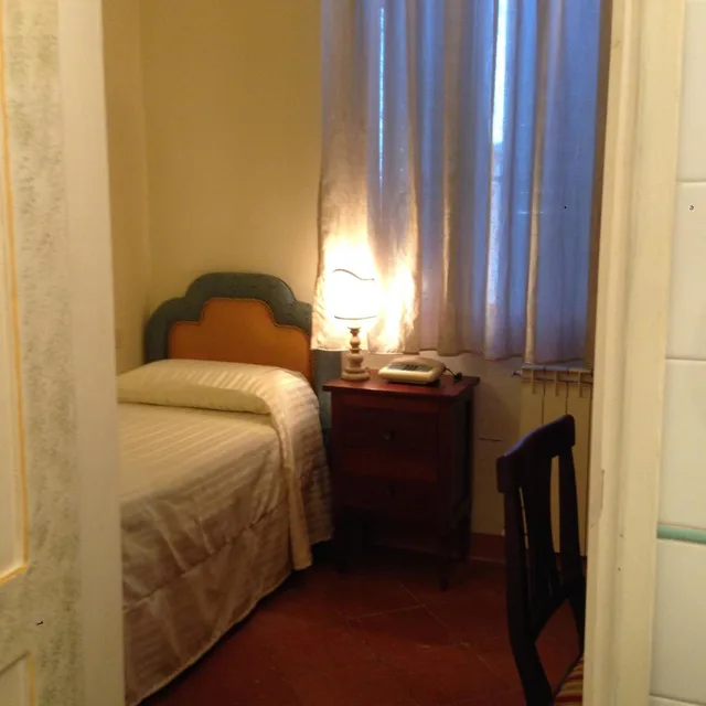 غرفة مفردة، Palazzo di Valli 4/8