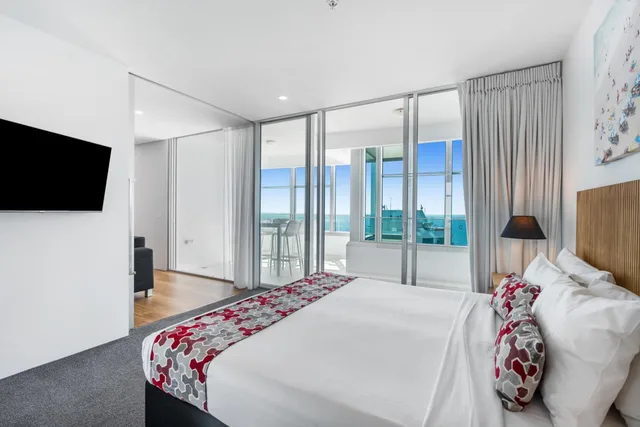3 Bedrooms, Ocean, Spa, Apartment, Single Bed, Q1 Resort and Spa 1/4