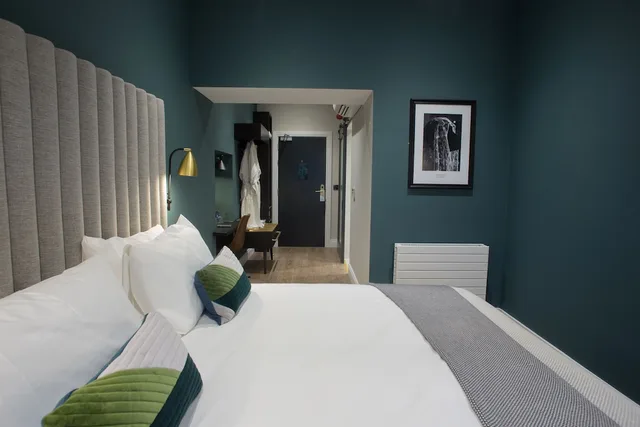 Chic, Superior, Double or Twin Bed، The Bedford Townhouse Cafe 2/2