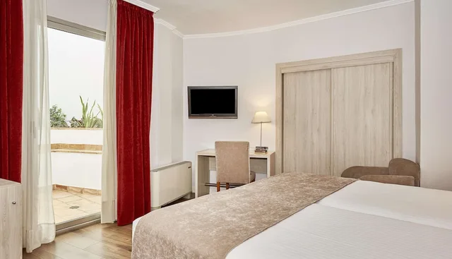 غرفة قياسية بسرير مزدوج، Nh Cordoba Califa 3/5