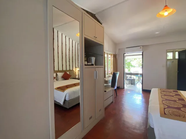 غرفة سوبيريور بإطلالة على المسبح، Nautical Inn 3/6