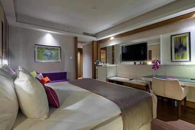 Family Suite Land View، Trendy Lara Hotel 1/10
