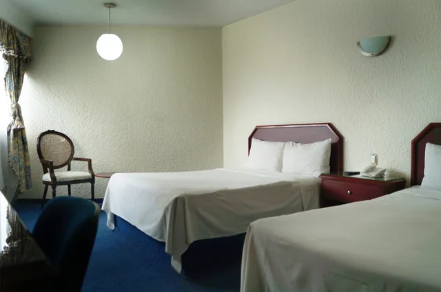 غرفة بسريرين مزدوجين، Hotel Valle de Mexico Toreo 1/2
