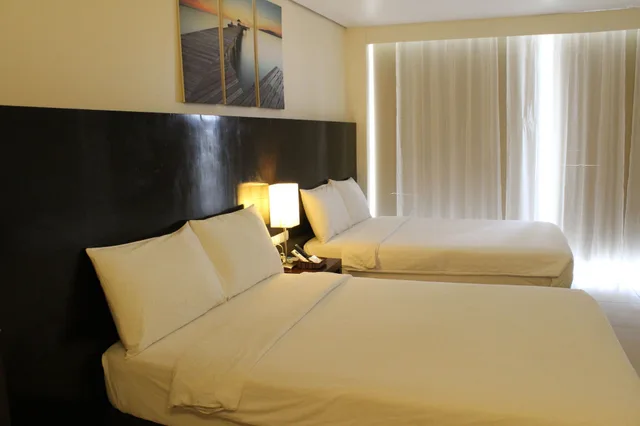 Family Suite, 1 Single and 3 Double Beds, Ocean View، Ocean Suites Boutique Hotel 9/10