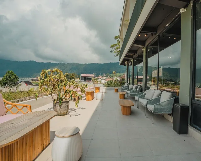Tribhuwana Padma Lake Resort، Klungkung 24/50