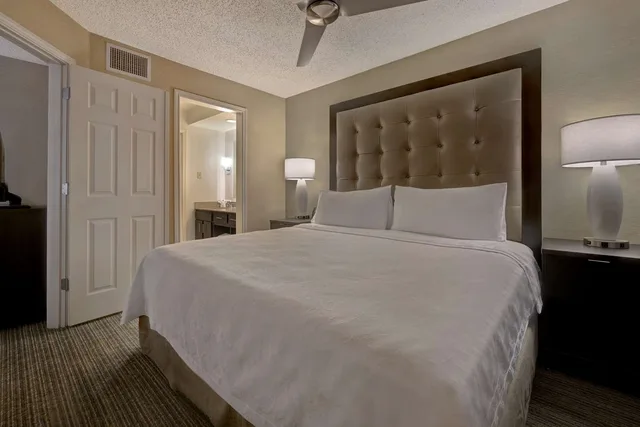 جناح بريميوم بسرير كينج بغرفة نوم واحدة، Homewood Suites by Hilton - Boulder 1/3