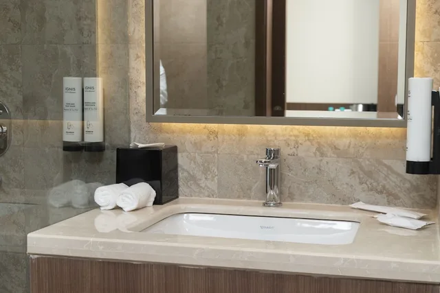 غرفة ديلوكس بشرفة مفردة بسرير كوين، Fairfield by Marriott Goa Calangute Village 7/7