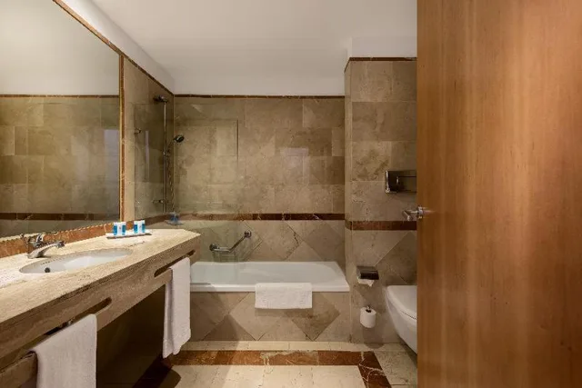 غرفة، Gran Hotel Costa del Sol 1/2