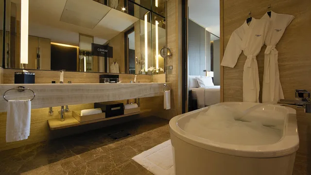 جناح بريميير بسرير كينج بغرفة نوم واحدة، Conrad Pune 4/4