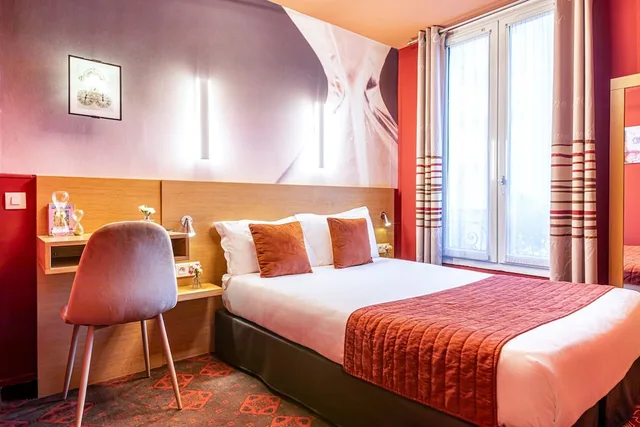 Adjoining, 2 Double Beds, Ariane Montparnasse 1/10