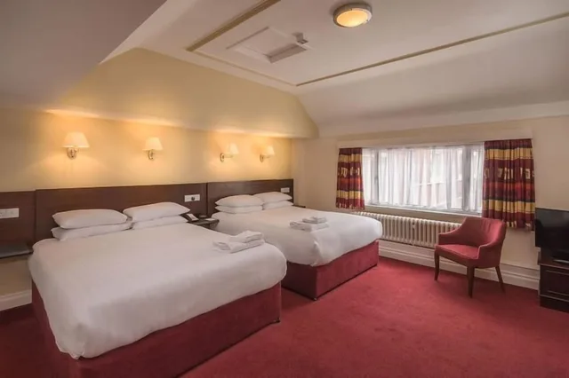 غرفة عائلية بسريرين مزدوجين، Belvilla Crewe Arms Hotel 3/10