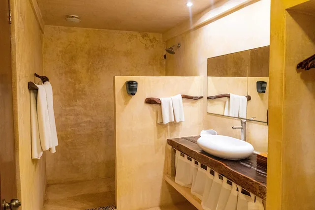 جناح بسرير كينج وسرير فردي بإطلالة على المسبح، Villa Las Estrellas 10/10