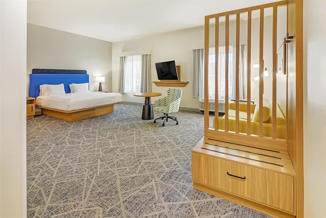 Studio, Suite, King Bed, Hampton Inn Foley 2/10