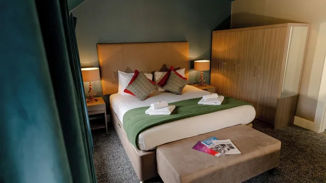 Superior, Quadruple, Double Bed, Sofa, Sligachan Hotel 7/10