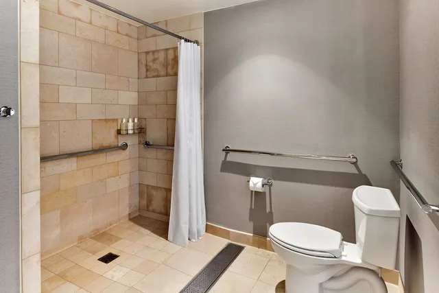 جناح بسرير كينج بشرفة بغرفة نوم واحدة مع أريكة، Jw Marriott Desert Ridge Resort And Spa Phoenix 8/10