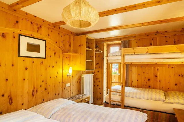 غرفة رباعية، Villa Insam 2/2