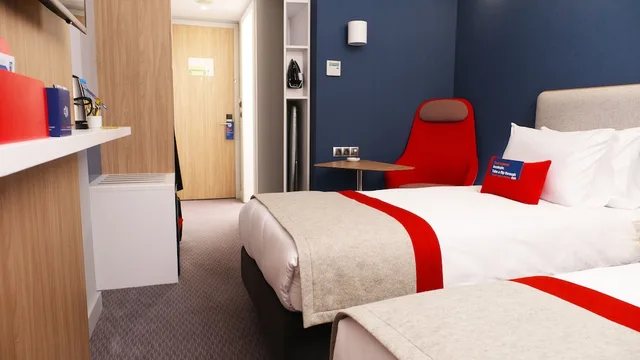 غرفة قياسية بسريرين منفصلين للمدخنين، HOLIDAY INN EXPRESS ISTANBUL - ATAKOY METRO 2/9