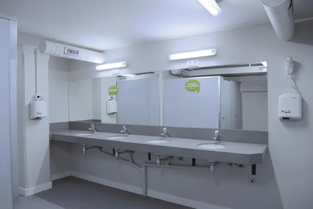 سكن مشترك مختلط بستة أسرّة، Hola Hostal Eixample 6/7